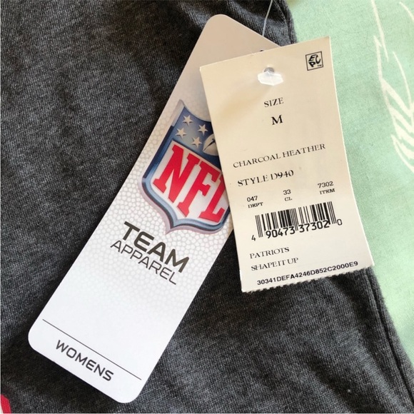 NWT New England Patriots NFL tee - women’s Fanatics Pats t-shirt - size Medium - Picture 7 of 12